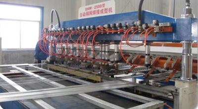自動網片焊接機